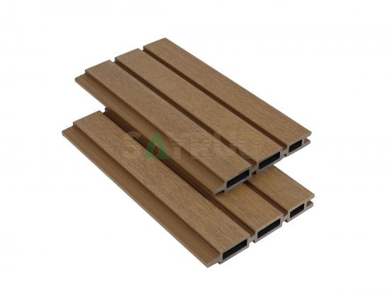 Co-extrusion wood plastic composite fence
