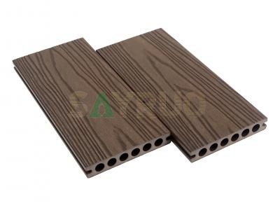 Co-extrusion embossed woodgrain composite decking