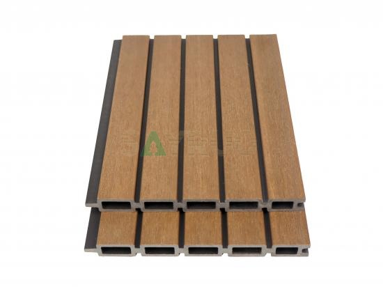 wood plastic composite fence
